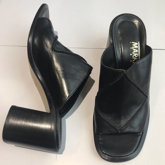 Markio Italy, leather sandals; size 8. - Picture 2 of 8